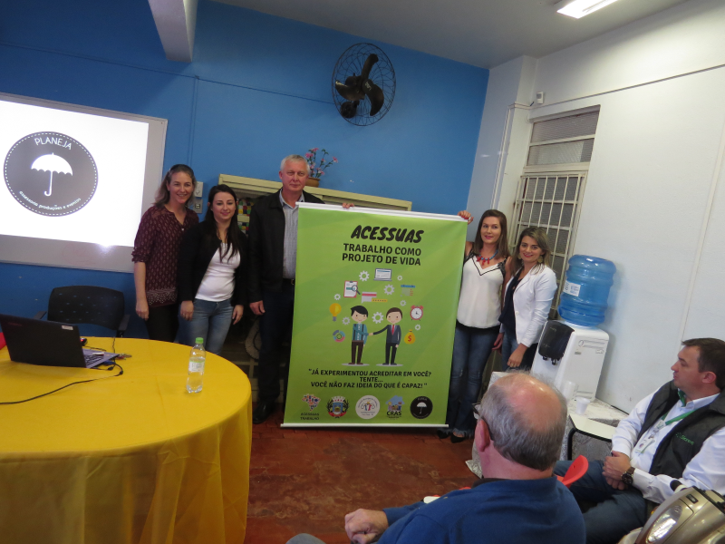 LANÇAMENTO PROGRAMA ACESSUAS - TRABALHO 